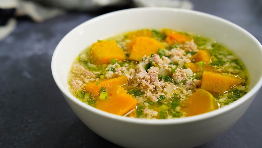 Món canh bí rợ thịt bằm