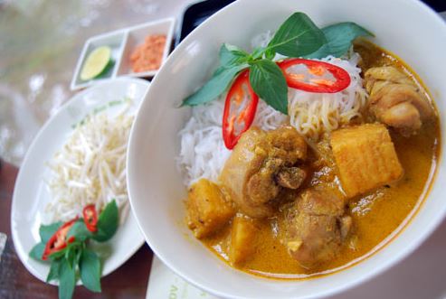 Cách làm món bún cà ri gà ngon đúng điệu