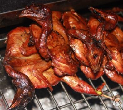 Hấp dẫn với cách làm món nướng bồ câu bằng vỉ