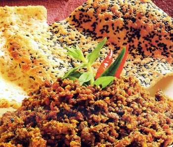 Cách làm món Ếch bằm xúc bánh tráng tuyệt vời ông mặt trời