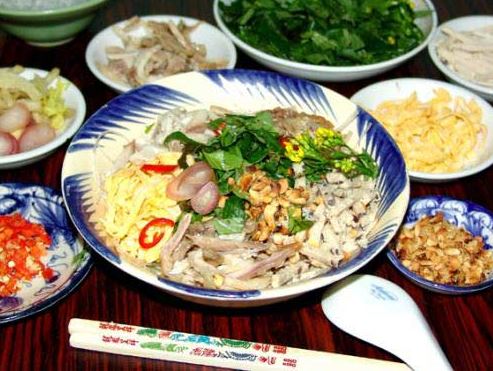 Cách làm món vịt giấm ghém ngon hết chỗ chê