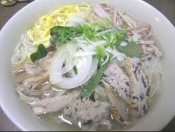 Ẩm thực Việt Nam với món bún thang chay siêu ngon