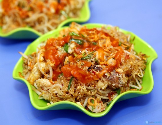 Hướng dẫn công thức làm món mì xào cua chay thơm ngon