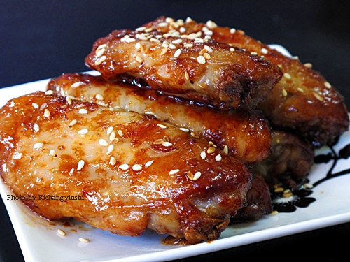Hấp dẫn với món cánh gà nướng sốt