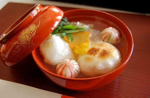 Hướng dẫn làm món súp bánh giầy của Nhật