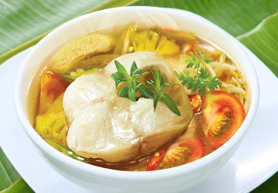 Cách nấu canh cá mè không bị tanh