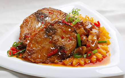 Cách nấu món cá thu kho thịt ba chỉ