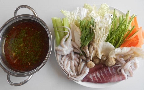 Cách nấu món lẩu bạch tuột ngon ngất ngây