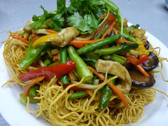 Cách làm món mì xào thập cẩm chay