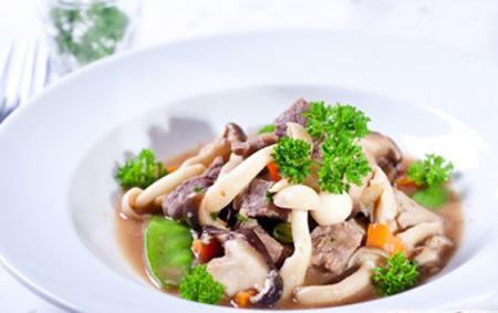 Cách làm món thịt bò xào nấm