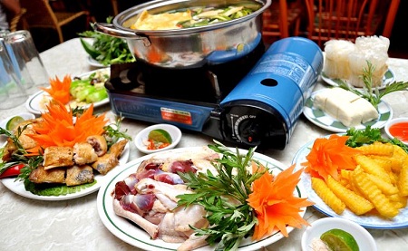 Cách nấu món lẩu gà lá giang