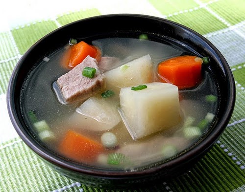 Cách nấu canh su hào hầm xương