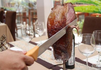 Hướng dẫn cách làm món thịt bò nướng Brazil