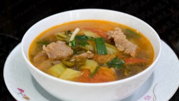 Cách nấu canh dưa cải chua thịt bò